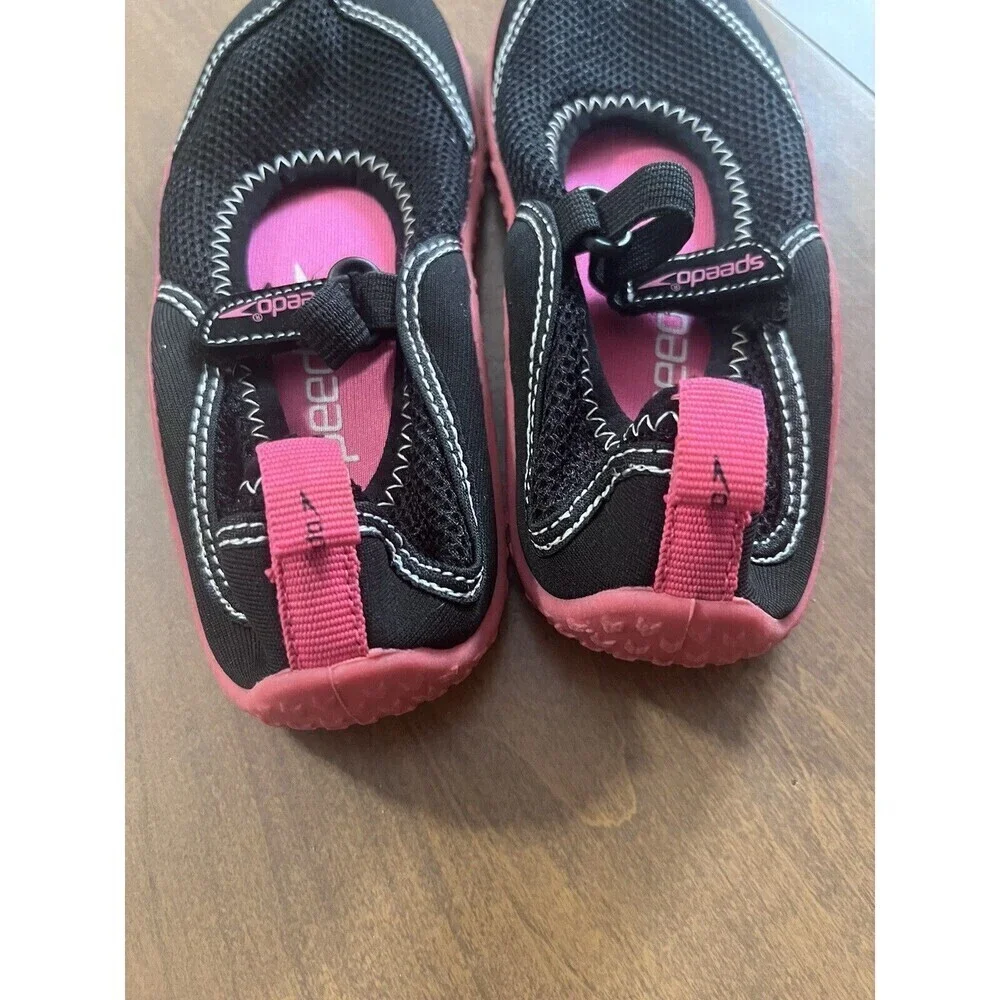 Speedo Girls Water Shoes Black Pink 11/12